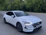 Hyundai Sonata 2021 годаүшін10 800 000 тг. в Семей – фото 2