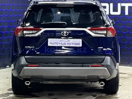 Toyota RAV4 2021 года за 16 300 000 тг. в Актобе – фото 9