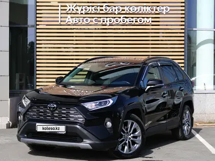 Toyota RAV4 2021 года за 17 200 000 тг. в Павлодар