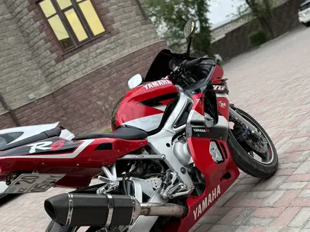 Yamaha  YZF-R6 2004 года за 2 350 000 тг. в Алматы – фото 2