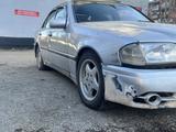 Mercedes-Benz C 180 1995 года за 1 700 000 тг. в Алтай