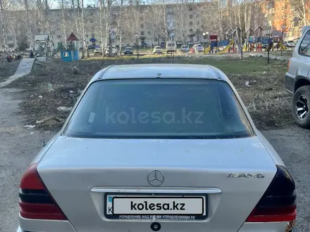 Mercedes-Benz C 180 1995 года за 1 700 000 тг. в Алтай – фото 5