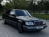 Mercedes-Benz E 220 1993 годаүшін6 500 000 тг. в Караганда – фото 3
