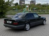 Mercedes-Benz E 220 1993 годаүшін6 500 000 тг. в Караганда – фото 5