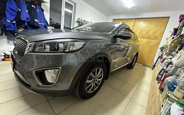 Kia Sorento 2015 годаfor11 800 000 тг. в Атырау