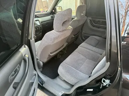 Honda CR-V 1998 года за 3 600 000 тг. в Алматы – фото 16