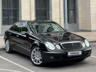 Mercedes-Benz E 320