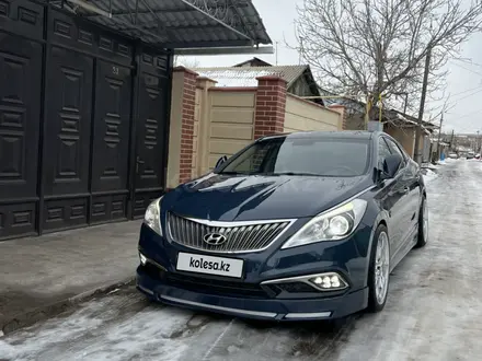 Hyundai Grandeur 2015 года за 9 800 000 тг. в Шымкент – фото 24