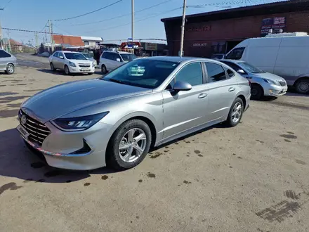 Hyundai Sonata 2020 года за 10 200 000 тг. в Алматы – фото 2