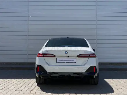 BMW 530 2025 года за 42 450 000 тг. в Астана – фото 8
