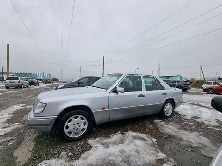 Mercedes-Benz E 280 1994 года за 3 600 000 тг. в Шымкент – фото 14