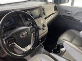 Toyota Sienna 2018 годаүшін11 400 000 тг. в Актау – фото 5