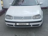 Volkswagen Golf 2002 годаүшін2 300 000 тг. в Турара Рыскулова