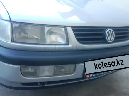 Volkswagen Passat 1994 года за 2 350 000 тг. в Шымкент – фото 22