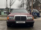 Mercedes-Benz E 230 1991 года за 1 170 000 тг. в Алматы – фото 3