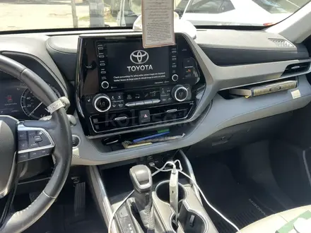 Toyota Highlander 2020 года за 16 900 000 тг. в Алматы – фото 8