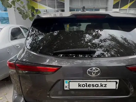 Toyota Highlander 2020 года за 15 900 000 тг. в Алматы – фото 4