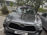 Toyota Highlander 2020 года за 15 900 000 тг. в Алматы – фото 3