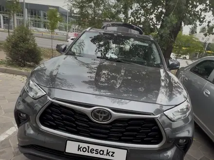 Toyota Highlander 2020 года за 15 900 000 тг. в Алматы – фото 3