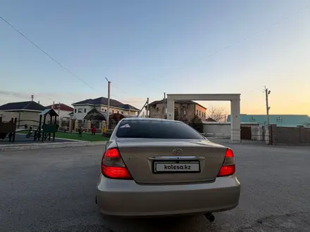 Toyota Camry 2003 года за 4 300 000 тг. в Жанаозен – фото 2