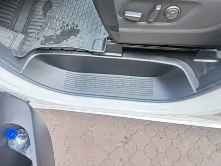 Hyundai Staria 2025 года за 25 000 000 тг. в Алматы – фото 4