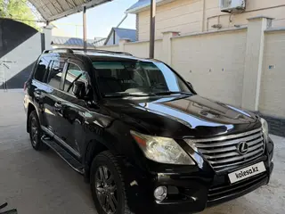 Lexus LX 570