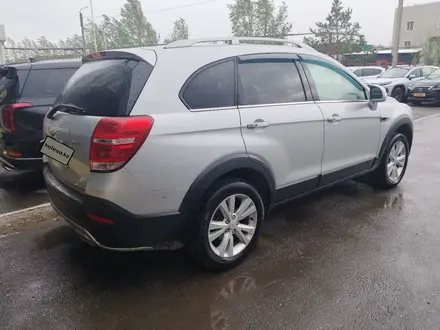 Chevrolet Captiva 2018 года за 8 900 000 тг. в Астана – фото 3