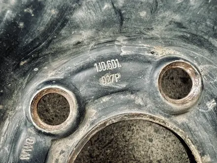 Железные диски R14 Volkswagen (оригинал) каждый за 9 990 тг. в Астана – фото 5