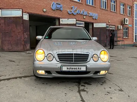 Mercedes-Benz E 240 2001 года за 5 800 000 тг. в Кызылорда – фото 21