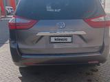 Toyota Sienna 2016 года за 8 000 000 тг. в Уральск – фото 3