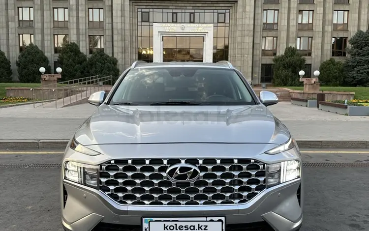 Hyundai Santa Fe 2023 года за 17 200 000 тг. в Алматы