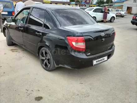 ВАЗ (Lada) Granta 2190 2013 года за 2 500 000 тг. в Атырау – фото 2