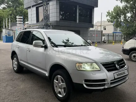 Volkswagen Touareg 2004 года за 4 000 000 тг. в Алматы – фото 7
