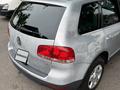 Volkswagen Touareg 2004 года за 4 000 000 тг. в Алматы – фото 9