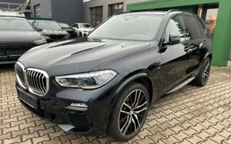 BMW X5 2021 года за 34 200 000 тг. в Астана