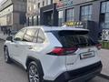 Toyota RAV4 2021 года за 19 500 000 тг. в Астана