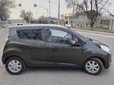 Chevrolet Spark 2010 года за 3 200 000 тг. в Шымкент – фото 3