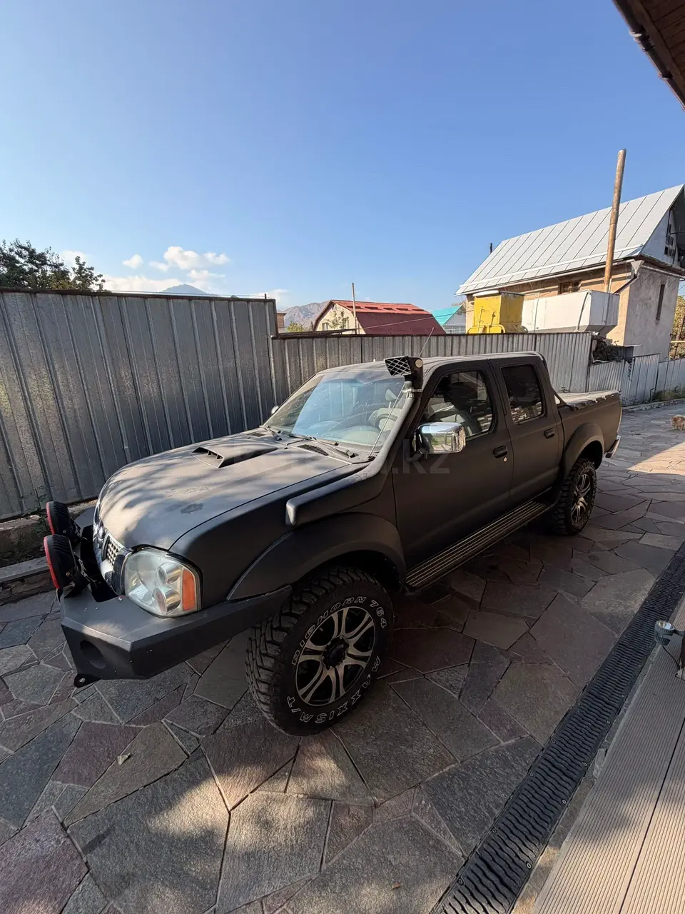 Nissan NP300, 2013