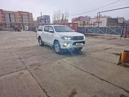 Toyota Hilux 2016 года за 14 500 000 тг. в Уральск – фото 4