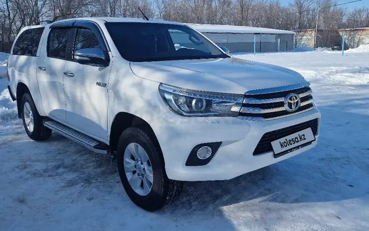 Toyota Hilux 2016 годаfor13 500 000 тг. в Уральск