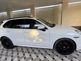 Porsche Cayenne 2012 года за 15 200 000 тг. в Шымкент – фото 2