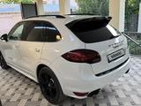 Porsche Cayenne 2012 года за 15 200 000 тг. в Шымкент – фото 4