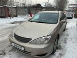 Toyota Camry 2002 годаүшін4 550 000 тг. в Алматы – фото 2