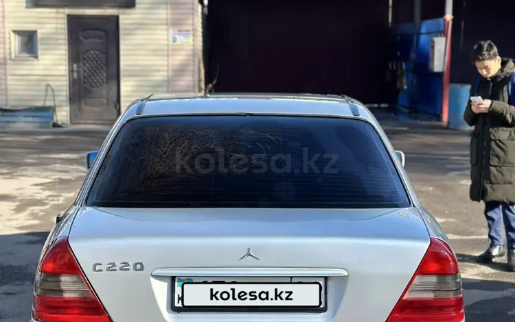 Mercedes-Benz C 220 1994 годаfor2 500 000 тг. в Алматы