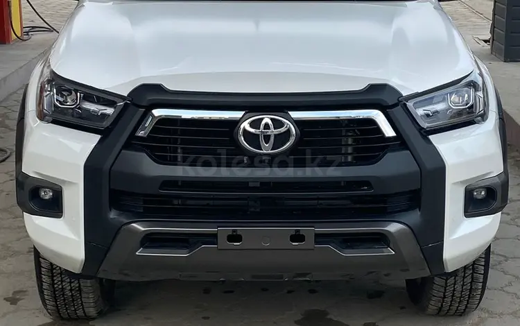 Toyota Hilux 2024 года за 30 200 000 тг. в Актау