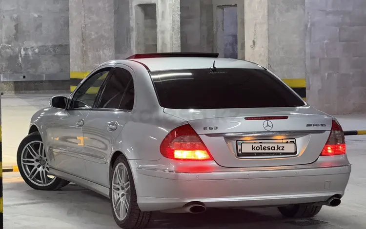 Mercedes-Benz E 320 2003 годаfor7 500 000 тг. в Шымкент