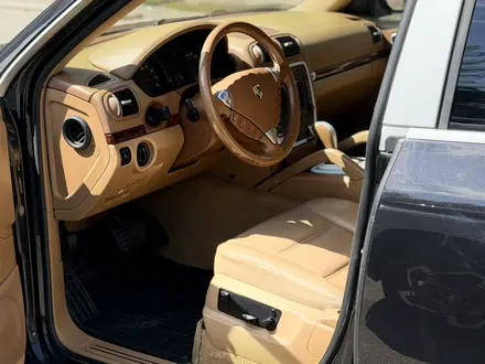 Porsche Cayenne 2004 года за 5 000 000 тг. в Алматы – фото 18