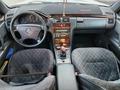 Mercedes-Benz E 230 1996 годаүшін2 900 000 тг. в Кокшетау – фото 23