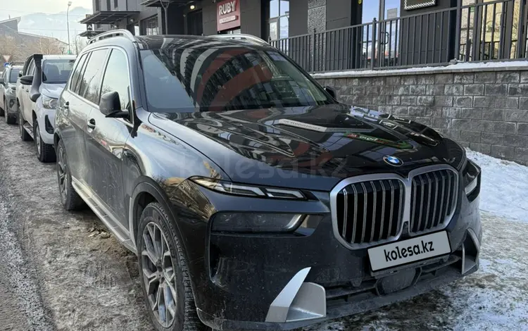 BMW X7 2023 годаfor62 000 000 тг. в Алматы