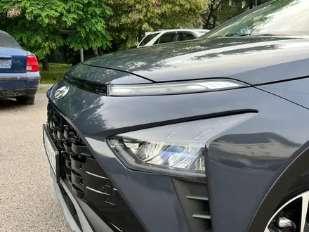 Hyundai Bayon 2024 года за 7 490 000 тг. в Алматы – фото 10